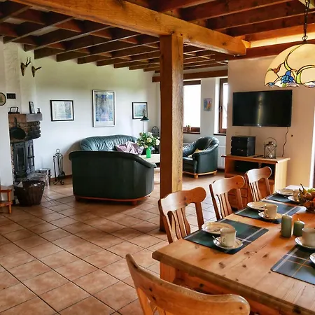Chalet Landhaus Am See Von Robertville *